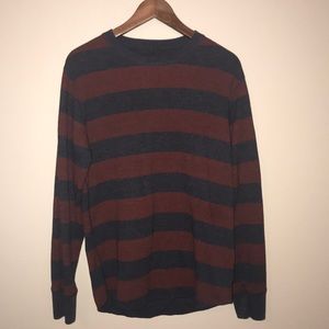 Gap size medium striped thermal shirt, EUC.